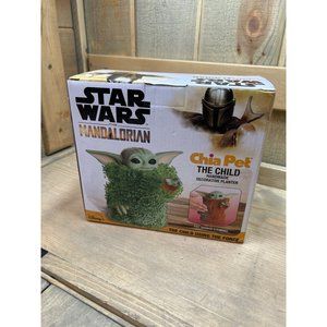 New Chia Pet Star Wars: The Mandalorian - The Child Baby Yoda Decorative Planter